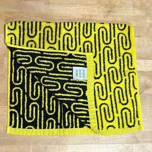 DUSEN DUSEN Yellow and Black Hand Towel